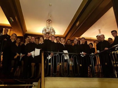 des étudiants du lycée Décretot, du Notre Dame de Nazareth (Douvres la Délivrande) et François Rabelais (Ifs) au Fouquet s