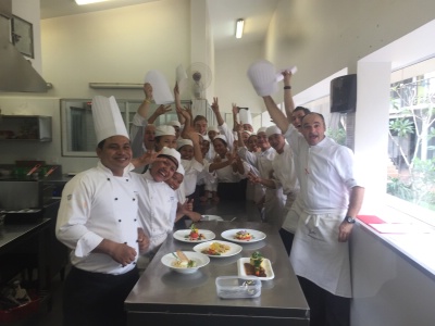 L'équipe de La Rochelle à l'école hôtelière Sala Bai de Siem Reap