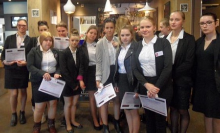Toutes les candidates du concours CAP Services réunies