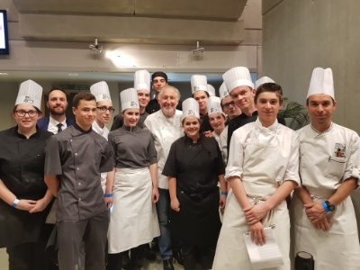 Les élève du lycée Le Renouveau avec Pierre Gagnaire Les élève du lycée Le Renouveau avec Pierre Gagnaire