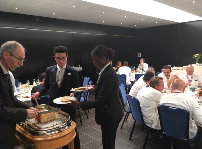 Les élèves du lycée Auffay ont apporté leur concours durant toutes les épreuves du Mof cuisine Les élèves du lycée Auffay ont apporté leur concours durant toutes les épreuves du Mof cuisine