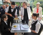 Muriel Pénicaud en visite à l'école hôtelière d'Avignon