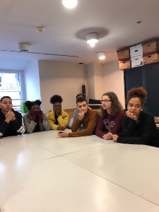 Les lycée Camille Claudel en debriefing après chaque visite Les lycée Camille Claudel en debriefing après chaque visite