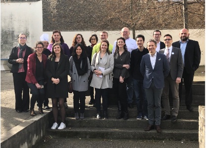Les protagonistes de la semaine des écoles hôtelières dans la cour du lycée Belliard Les protagonistes de la semaine des écoles hôtelières dans la cour du lycée Belliard