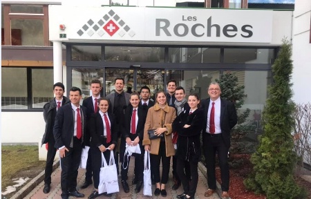 les sommeliers à l'école Les Roches