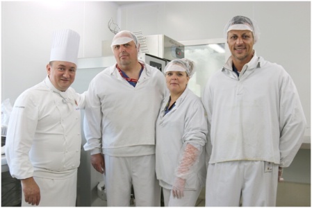 Franck Baruzier (professeur de cuisine au Lycée Hôtelier du Touquet, Toque d'Or Cuisine, Toque d'Or Pâtisserie) et les équipes du C.H.V Franck Baruzier (professeur de cuisine au Lycée Hôtelier du Touquet, Toque d'Or Cuisine, Toque d'Or Pâtisserie) et les équipes du C.H.V