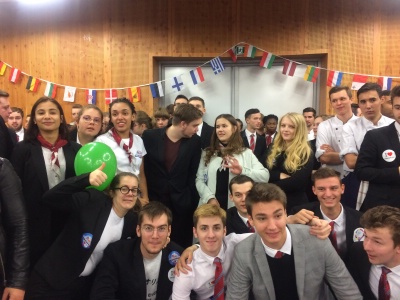 Le LHIL fête Erasmus et reçoit la plaque Euroscol Le LHIL fête Erasmus et reçoit la plaque Euroscol