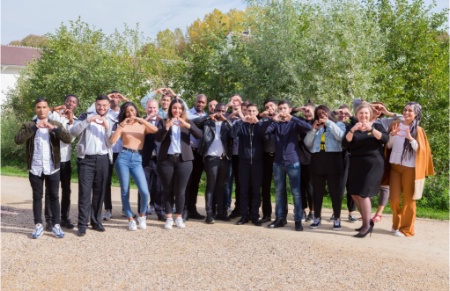 Les jeunes du programme RiseHY Les jeunes du programme RiseHY