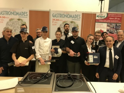 Concours du meilleur apprenti de Charente : Lucas Gontier, Erwan Goyaud, Marine Dedieu, Henry Brown, Léonie Duval et Guillaume Langeixl Concours du meilleur apprenti de Charente : Lucas Gontier, Erwan Goyaud, Marine Dedieu, Henry Brown, Léonie Duval et Guillaume Langeixl