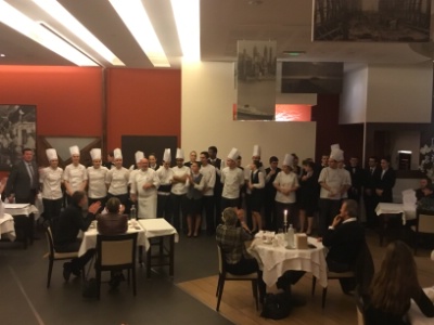 Les BTS du lycée Sainte-Anne ovationnés par les convives Les BTS du lycée Sainte-Anne ovationnés par les convives