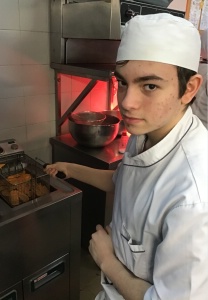 Julien Nouhi-Faridani en cuisine Julien Nouhi-Faridani en cuisine