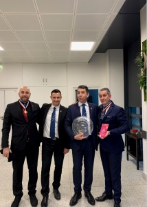 David Palanque (MOF Barman 2018), Jérôme Mauzé Professeur de Commercialisation et Service au Lycée Albert Camus à Fréjus. Correspondant Académique de la coupe Georges Baptiste PACA, Franck Languille (Président de la Coupe Georges Baptiste France, Europe et Internationale) Olivier Novelli (MOF Maître d'Hôtel 2011 – Ono (Conseil), David Palanque (MOF Barman 2018), Jérôme Mauzé Professeur de Commercialisation et Service au Lycée Albert Camus à Fréjus. Correspondant Académique de la coupe Georges Baptiste PACA, Franck Languille (Président de la Coupe Georges Baptiste France, Europe et Internationale) Olivier Novelli (MOF Maître d'Hôtel 2011 – Ono (Conseil),