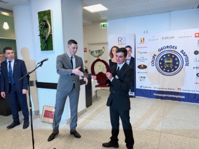 Le lauréat : Jessy Loth du lycée Léon Blum de Draguignan Le lauréat : Jessy Loth du lycée Léon Blum de Draguignan