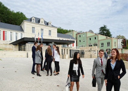 Ecole supérieure de Savignac assure la continuité pédagogique Ecole supérieure de Savignac assure la continuité pédagogique
