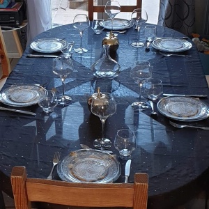 Photos de Marine Carlier : table pour 6 ton bois