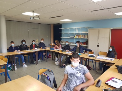 Les gestes barrières stricts sont appliqués et respectés au CFAR Campus de Gap