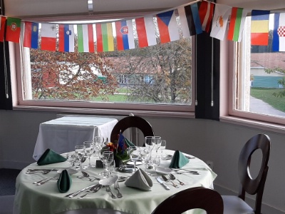 Le restaurant pavoisé aux couleurs européennes