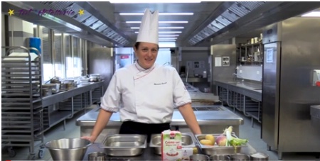 Le service du potage au guéridon