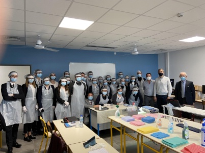 Classe de BTS MHR option C Lycée d'Hôtellerie et de Tourisme Paul Augier Nice accompagnée des formateurs M. Durand / M. Rocca de la société ORAPI et de leurs enseignants M. Dauriac et M. Grand. Classe de BTS MHR option C Lycée d'Hôtellerie et de Tourisme Paul Augier Nice accompagnée des formateurs M. Durand / M. Rocca de la société ORAPI et de leurs enseignants M. Dauriac et M. Grand.