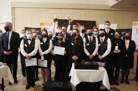 les candidats et membres du jury les candidats et membres du jury