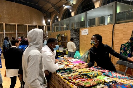 Les élèves au Food Temple Africa au Carreau du Temple.
