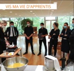 Service en restauration : immersion pour les collégiens à la Faculté des Métiers