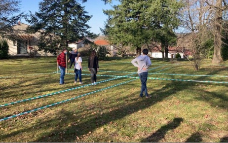 Première implantation du jardin sur site, par les élèves horticoles,