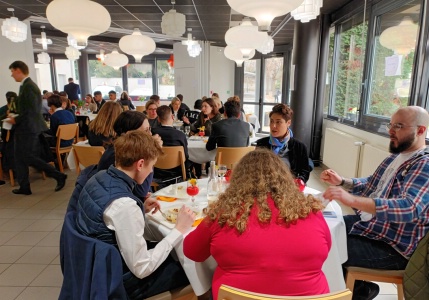 Déjeuner Job dating : Mme Saci de Croisière Europe