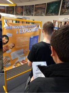 Affiche de l'expo : une nouvelle cuisine à explorer