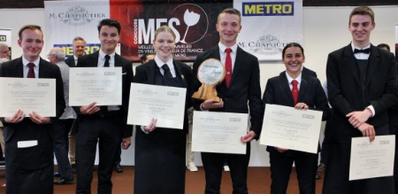 Les six finalistes : Tom Chollet, Etienne Duperray, Apolline Moulin, Basile Crahes, Lïa Gouault et Cyrille Decoopman iront découvrir le vignoble australien en janvier prochain. Les six finalistes : Tom Chollet, Etienne Duperray, Apolline Moulin, Basile Crahes, Lïa Gouault et Cyrille Decoopman iront découvrir le vignoble australien en janvier prochain.