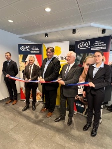 Inauguration officielle du restaurant d'application par son parrain, le chef Guy Savoy, avec, de gauche à droite, Jean-Pierre Girard, conseiller régional Auvergne-Rhône-Alpes, et Vincent Gaud, président de la CMA Auvergne-Rhône-Alpes. Inauguration officielle du restaurant d'application par son parrain, le chef Guy Savoy, avec, de gauche à droite, Jean-Pierre Girard, conseiller régional Auvergne-Rhône-Alpes, et Vincent Gaud, président de la CMA Auvergne-Rhône-Alpes.