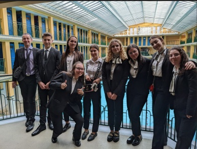 Les BTS MHR option C du Lycée Rabelais dans l'hôtel Molitor