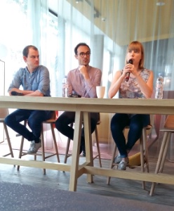 Débat dans l'hôtel Okko de la porte de Versailles, à Paris (XVe), avec de gauche à droite : Rémy Bougenaux (Les Pinces), Romain Passelande (Les Petites Tables) et Clémence Vazard (Sinny & Ooko). Débat dans l'hôtel Okko de la porte de Versailles, à Paris (XVe), avec de gauche à droite : Rémy Bougenaux (Les Pinces), Romain Passelande (Les Petites Tables) et Clémence Vazard (Sinny & Ooko).