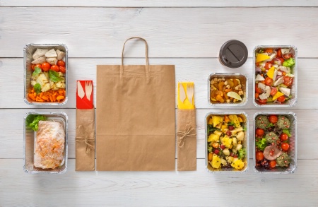 'Un Français sur deux s'est déjà fait livrer, et ce chiffre passe à huit sur dix pour les 18 à 24 ans', constate François Bouin, PDG de Food Service Vision. 'Un Français sur deux s'est déjà fait livrer, et ce chiffre passe à huit sur dix pour les 18 à 24 ans', constate François Bouin, PDG de Food Service Vision.