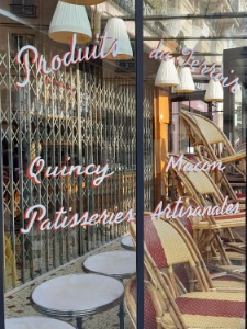 La réouverture des restaurants, en France, est envisagée pour le début du mois de juin pour ceux qui se situent dans la zone verte. La réouverture des restaurants, en France, est envisagée pour le début du mois de juin pour ceux qui se situent dans la zone verte.