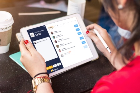 Avec l'appli Snapshift, la tablette se transforme en pointeuse.