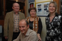 Jacky et Éliane Jaume, Nancy Pernin-Jaume, Christophe Pernin, deux générations d'hoteliers-restaurateurs.