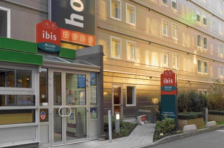 L'Ibis Roissy. L'Ibis Roissy.