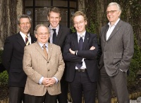 Xavier Labrousse, directeur général, Régis Bulot, Timothée de Roux, directeur général adjoint, Laurent Plantier, président du directoire et Alain Ducasse, président du conseil de surveillance.