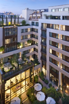 Le Mandarin Oriental vu de l'extérieur.