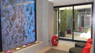 Le lobby de l'Hôtel du Vieux Saule.