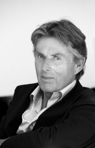 'Avoir les yeux vissés sur son cours de Bourse pour diriger un groupe, ce n'est pas tellement mon mode opératoire', explique Dominique Desseigne, président du groupe Lucien Barrière.