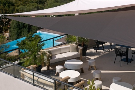 La terrasse, lieu privilégié de l'hôtel A Piattatella. La terrasse, lieu privilégié de l'hôtel A Piattatella.