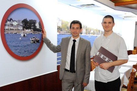 Stéphane Ozanne, le directeur de l'hôtel Center et David Bilcot le chef de l'Atlantide. Stéphane Ozanne, le directeur de l'hôtel Center et David Bilcot le chef de l'Atlantide.