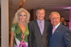 Lara Ritter, Jean-Marc Ollandini, p.-d.g du groupe Ollandini, et Kurt Ritter, président Rezidor Hotel Group.