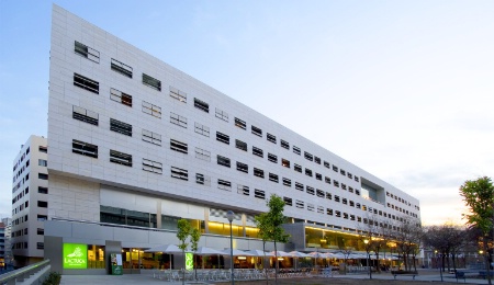 Le NH Constanza, 4 étoiles, à Barcelone, l'une des places fortes du groupe. Le NH Constanza, 4 étoiles, à Barcelone, l'une des places fortes du groupe.
