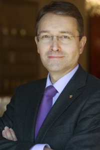 Jean-François Ferret : 'C'est l'année de notre jubilé de diamant que nous espérons étincelant pour l'ensemble de nos maisons'. Jean-François Ferret : 'C'est l'année de notre jubilé de diamant que nous espérons étincelant pour l'ensemble de nos maisons'.