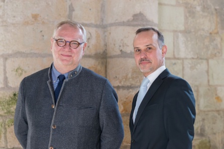 Frédéric Algan (à gauche) et Pascal Bailly : 'Nous sommes convaincus que le site se commercialise par lui-même, du fait de sa notoriété.' Frédéric Algan (à gauche) et Pascal Bailly : 'Nous sommes convaincus que le site se commercialise par lui-même, du fait de sa notoriété.'