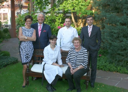 De gauche à droite : Monique et Marc Wucher, Cyril Bonnard, Maxime Wucher, Marie Wucher et Hélène Wucher.