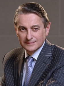 Pierre Ferchaud : 'J'ai été heureux de travailler à Paris, et je suis heureux aujourd'hui de travailler à Monaco.' Pierre Ferchaud : 'J'ai été heureux de travailler à Paris, et je suis heureux aujourd'hui de travailler à Monaco.'